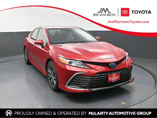 Used 2023 Toyota Camry XLE w/ Cold Weather Package FWD 360° Tour