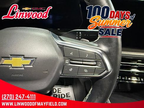 Used 2026 Chevrolet Traverse LT FWD image 16