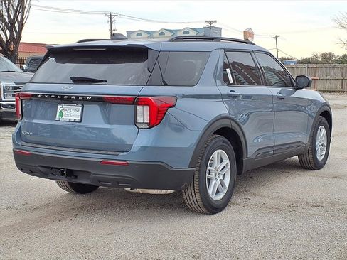 New 2026 Ford Explorer Active image 4