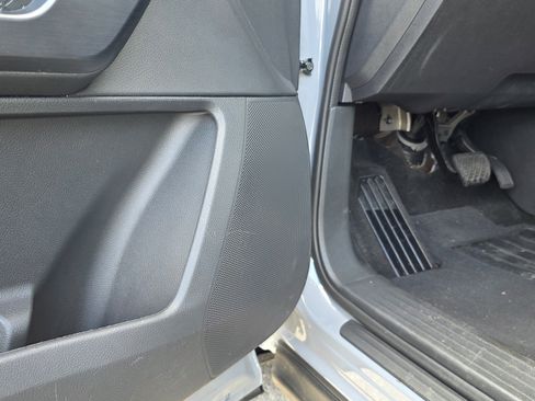 Used 2024 Nissan Pathfinder SL image 18