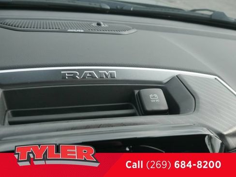 New 2026 RAM 1500 Big Horn AWD/4WD image 32