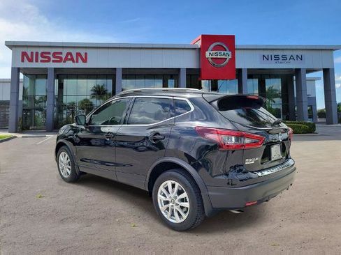 Certified 2022 Nissan Rogue Sport SV FWD image 6