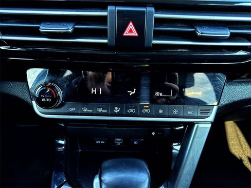 Used 2021 Kia Seltos EX image 18