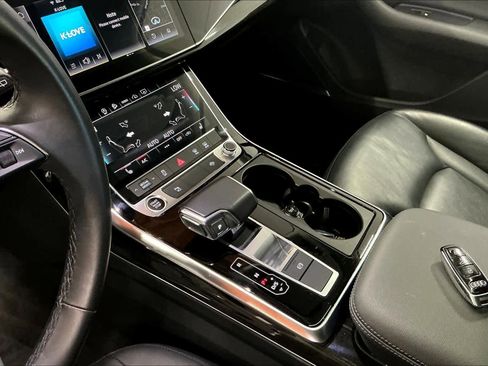 Used 2022 Audi Q7 Premium Plus w/ Premium Plus Package image 19