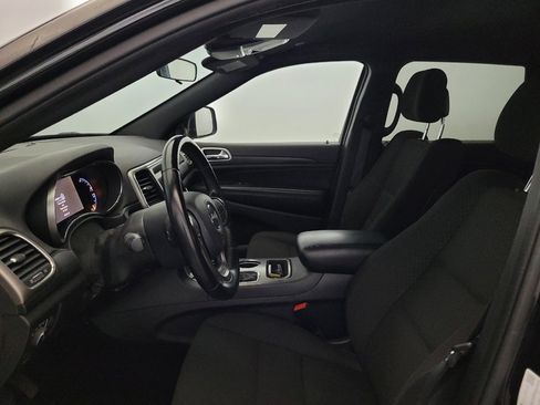 Used 2021 Jeep Grand Cherokee Laredo AWD/4WD image 17