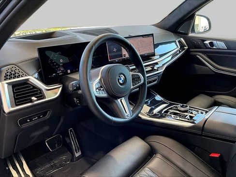 Used 2026 BMW X7 M60i AWD/4WD image 19