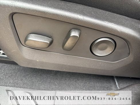 Used 2024 Chevrolet Colorado Trail Boss w/ Technology Package image 12