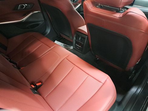 New 2026 BMW 330i Sedan w/ M Sport Package image 11