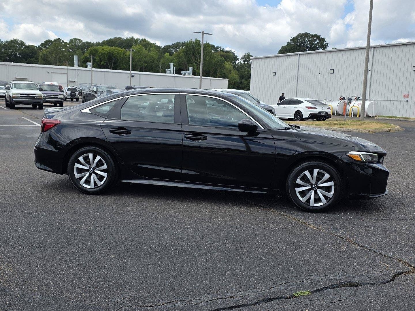 Used 2025 Honda Civic LX image 4