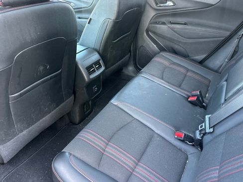Used 2023 Chevrolet Equinox RS FWD image 14