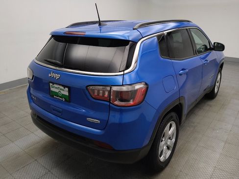 Used 2019 Jeep Compass Latitude image 9