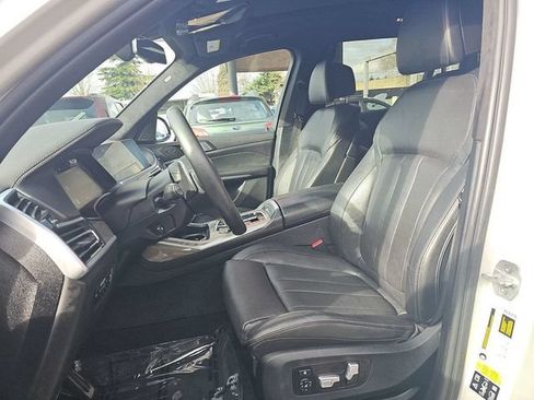Used 2020 BMW X7 M50i AWD/4WD image 9