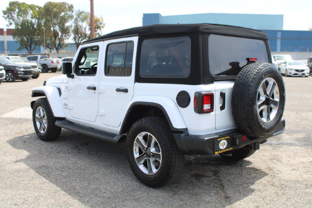 Used 2022 Jeep Wrangler Unlimited Sahara w/ Cold Weather Group AWD/4WD image 6