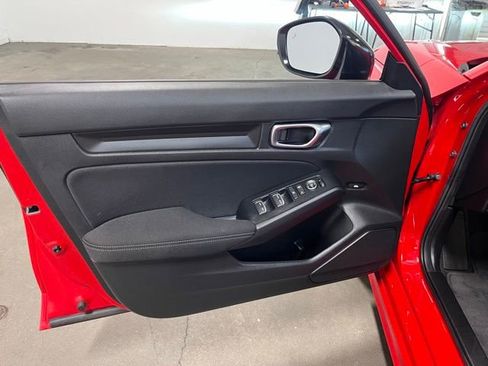 Used 2025 Honda Civic Sport image 24