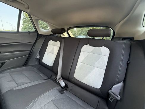 Used 2026 Chevrolet Trax LS w/ Driver Confidence Package FWD image 9