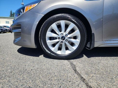 Used 2016 Kia Optima EX w/ Option Group 040 FWD image 41