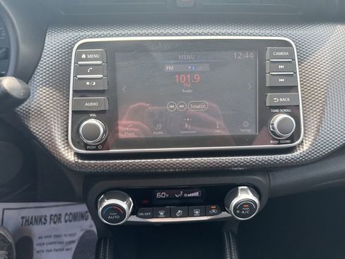 Used 2020 Nissan Kicks SV FWD image 16