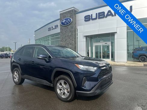 Used 2025 Toyota RAV4 XLE FWD image 1