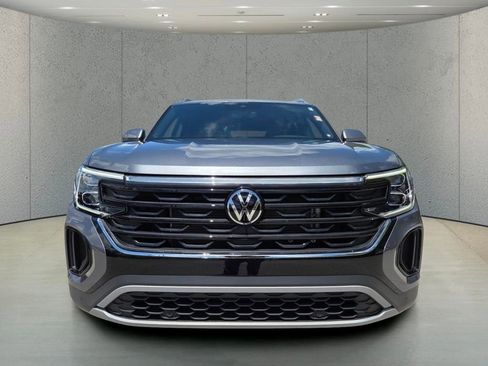 Used 2025 Volkswagen Atlas Cross Sport SE AWD/4WD image 11