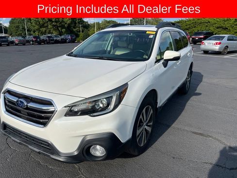Used 2019 Subaru Outback 2.5i Limited AWD/4WD image 2