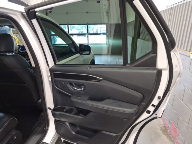 Used 2023 Honda Pilot Elite image 25