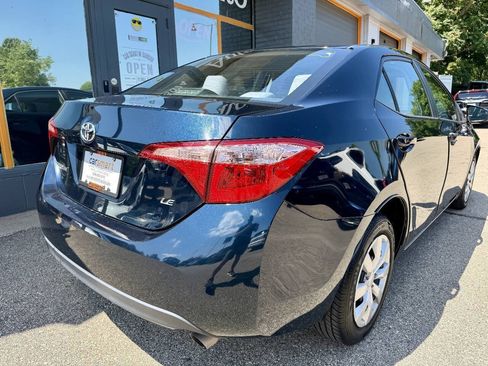 Used 2018 Toyota Corolla LE FWD image 9