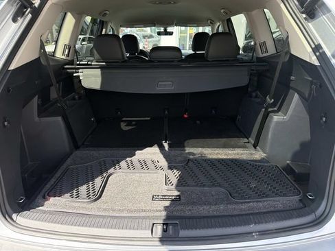Certified 2023 Volkswagen Atlas SE AWD/4WD image 5