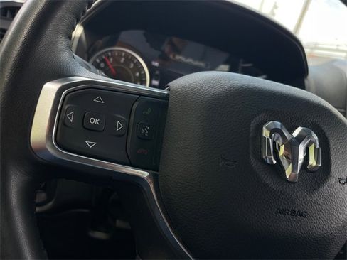 Used 2024 RAM 1500 Laramie image 12