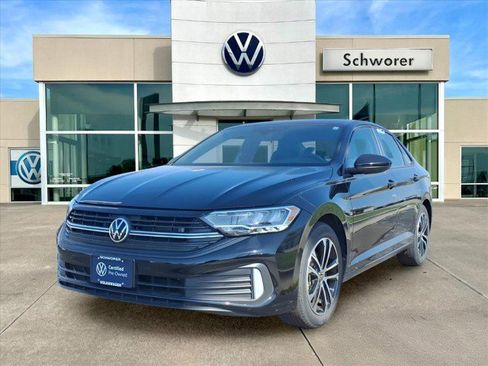 Certified 2023 Volkswagen Jetta Sport image 7