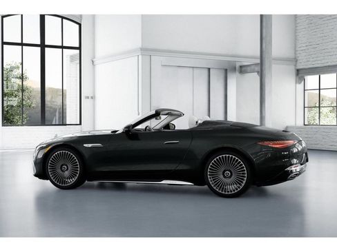 New 2026 Mercedes-Benz Maybach SL 680 image 32