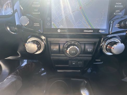 Used 2022 Toyota 4Runner TRD Off-Road Premium w/ Moonroof Package image 21