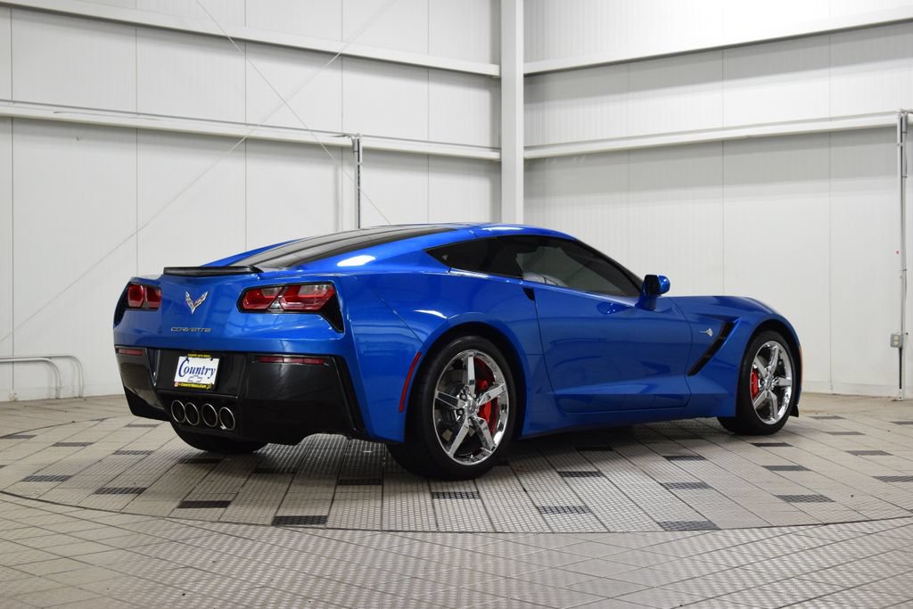 Used 2015 Chevrolet Corvette Stingray Coupe w/ 2LT Preferred Equipment Group RWD image 8