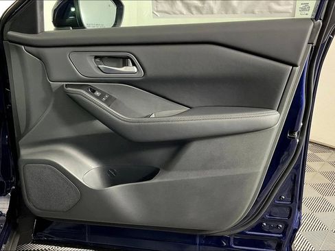 New 2026 Nissan Rogue SV w/ Cold Weather Package FWD image 15