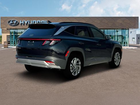 New 2025 Hyundai Tucson Limited image 7