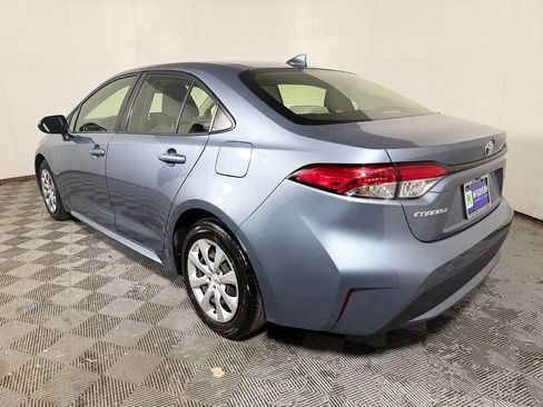 Used 2022 Toyota Corolla LE FWD image 4