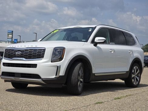 Used 2020 Kia Telluride S w/ S 8 Passenger Seating Package AWD/4WD image 14