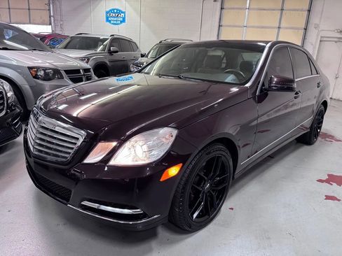 Used 2013 Mercedes-Benz E 350 4MATIC Sedan image 7