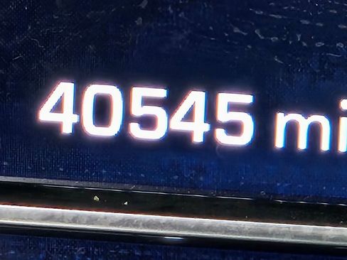 Used 2025 Chevrolet Silverado 1500 LT image 24