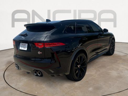 Used 2020 Jaguar F-PACE SVR AWD/4WD image 10