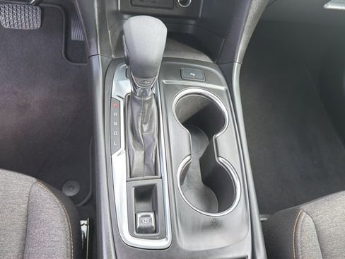 Used 2024 Chevrolet Equinox LT image 44