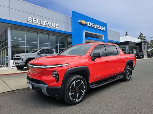 Used 2025 Chevrolet Silverado EV LT w/ LT Premium Package AWD/4WD image 11