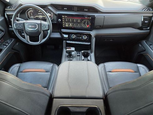 Used 2024 GMC Sierra 1500 AT4 w/ Technology Package image 16