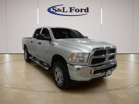 Used 2016 RAM 2500 Tradesman w/ Chrome Appearance Group image 8