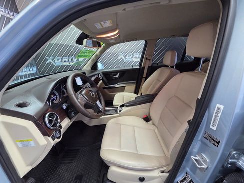 Used 2013 Mercedes-Benz GLK 350 4MATIC image 18