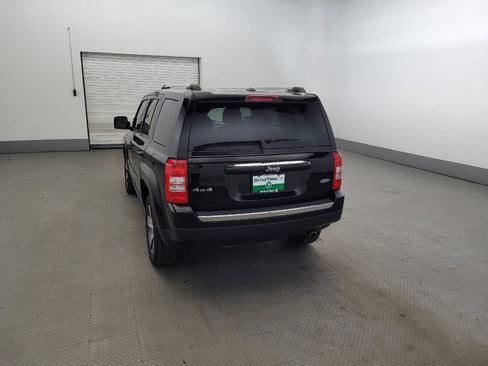 Used 2016 Jeep Patriot High Altitude AWD/4WD image 6