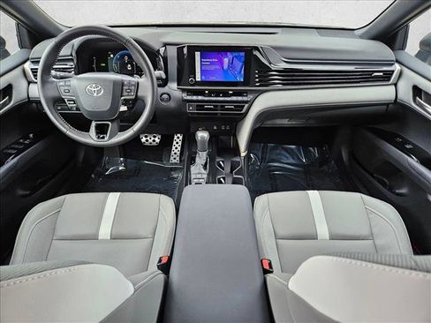Used 2025 Toyota Camry SE w/ Convenience Package AWD/4WD image 17