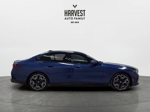 Used 2025 BMW i5 xDrive40 w/ Executive Package AWD/4WD image 8