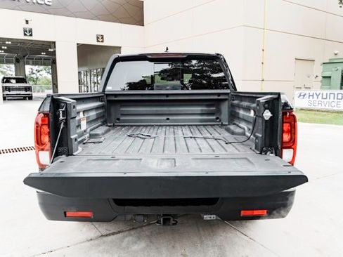 Used 2020 Honda Ridgeline RTL image 6