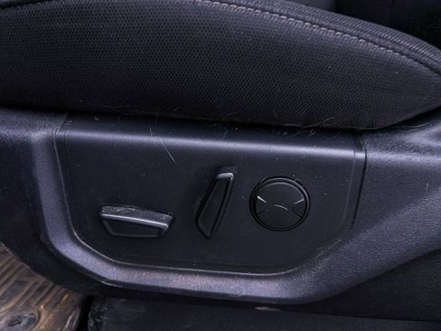 Used 2019 Ford F150 XLT w/ Equipment Group 302A Luxury AWD/4WD image 14