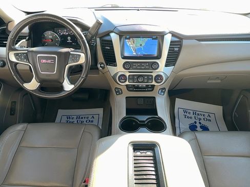 Used 2017 GMC Yukon XL SLT w/ Premium Edition image 20